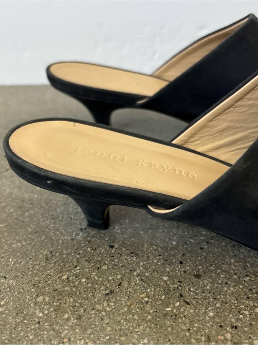 Jenni Kayne Black Pointed Suede Mules - Picture 3 of 10
